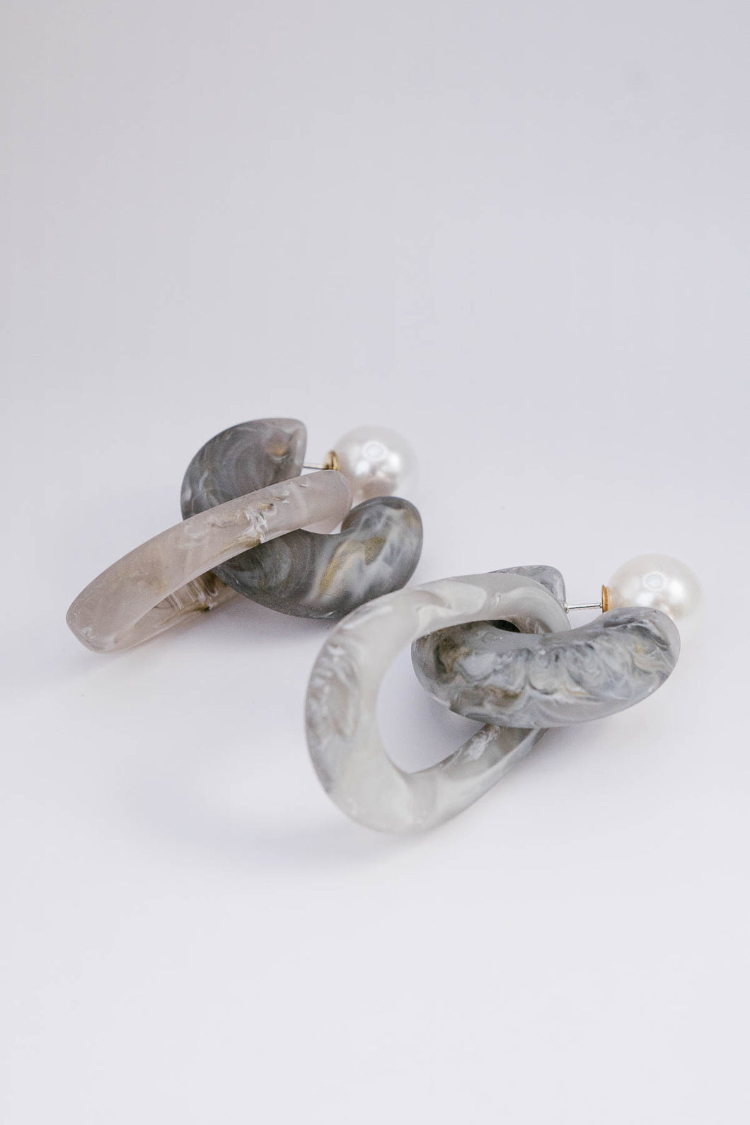 Acetic Two-way Pearl Acrylic Earrings