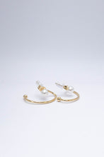 Load image into Gallery viewer, Minimalist Illusion Pearl Earrings
