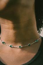 Load image into Gallery viewer, Vintage Stoned Choker Necklace
