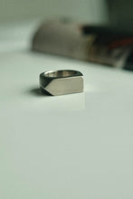 Load image into Gallery viewer, Geometric Stainless Steel Signet Ring
