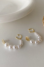 Load image into Gallery viewer, Cuff Pearl Chain Earring
